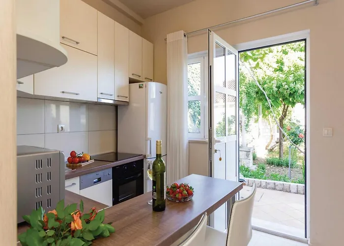 Ankora - One Bedroom With Terrace And Sea View Апартаменты